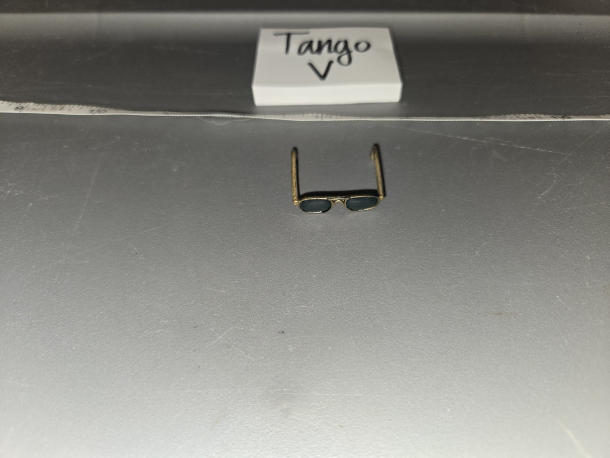 1/6 Scale Modern Era Aviator Sunglasses - Tango V