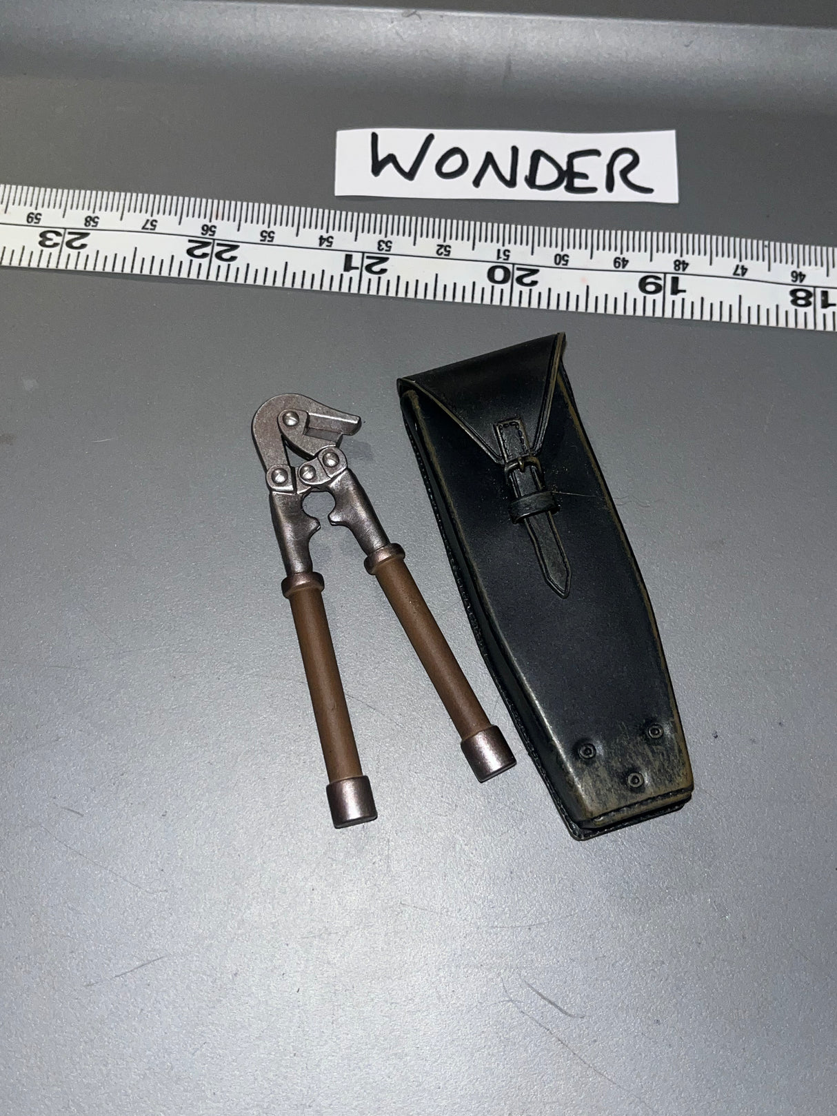 1:6 Scale WWII German Wire Cutters