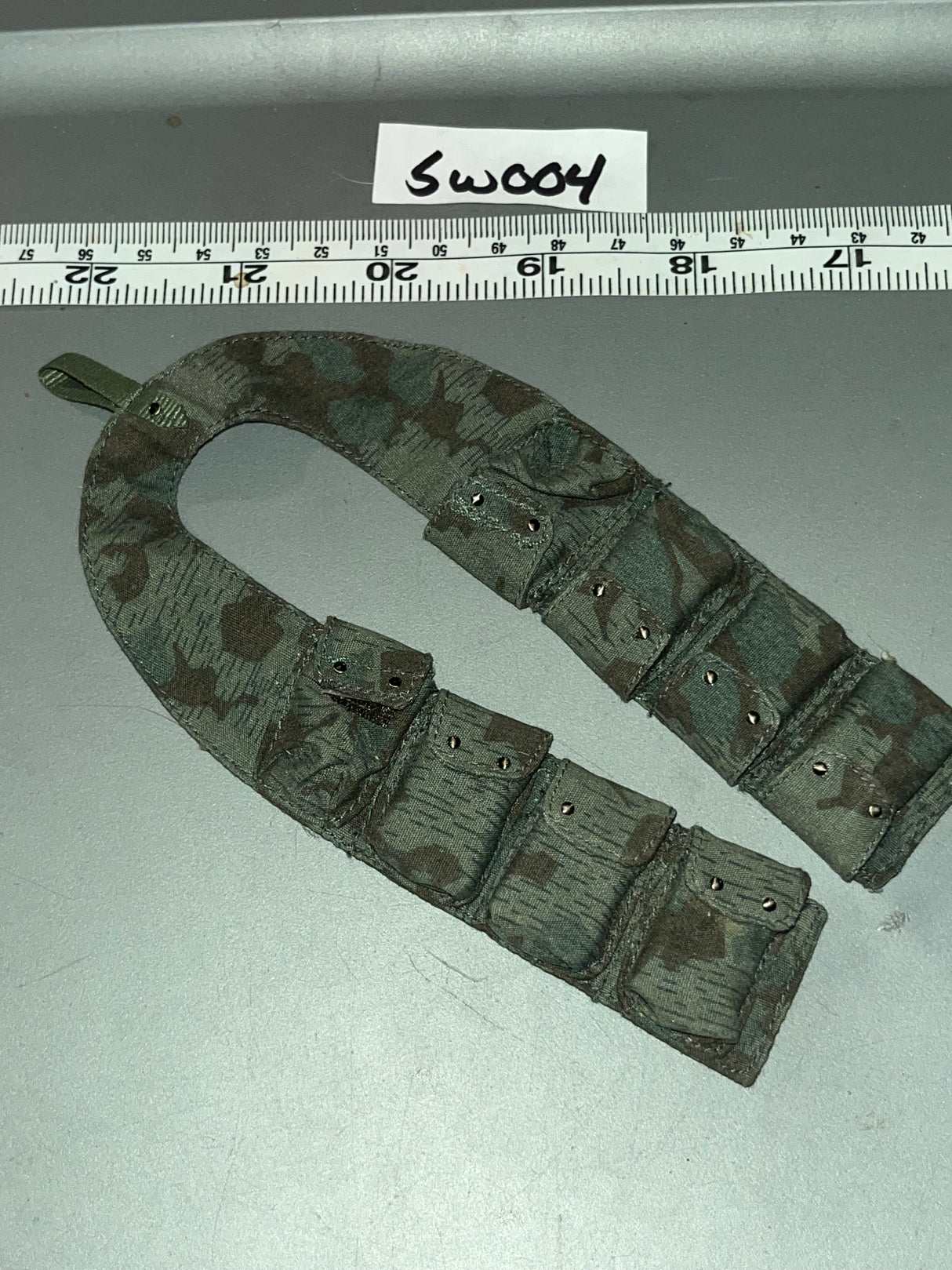 1:6 Scale WWII German Fallschirmjager Ammunition Bandolier