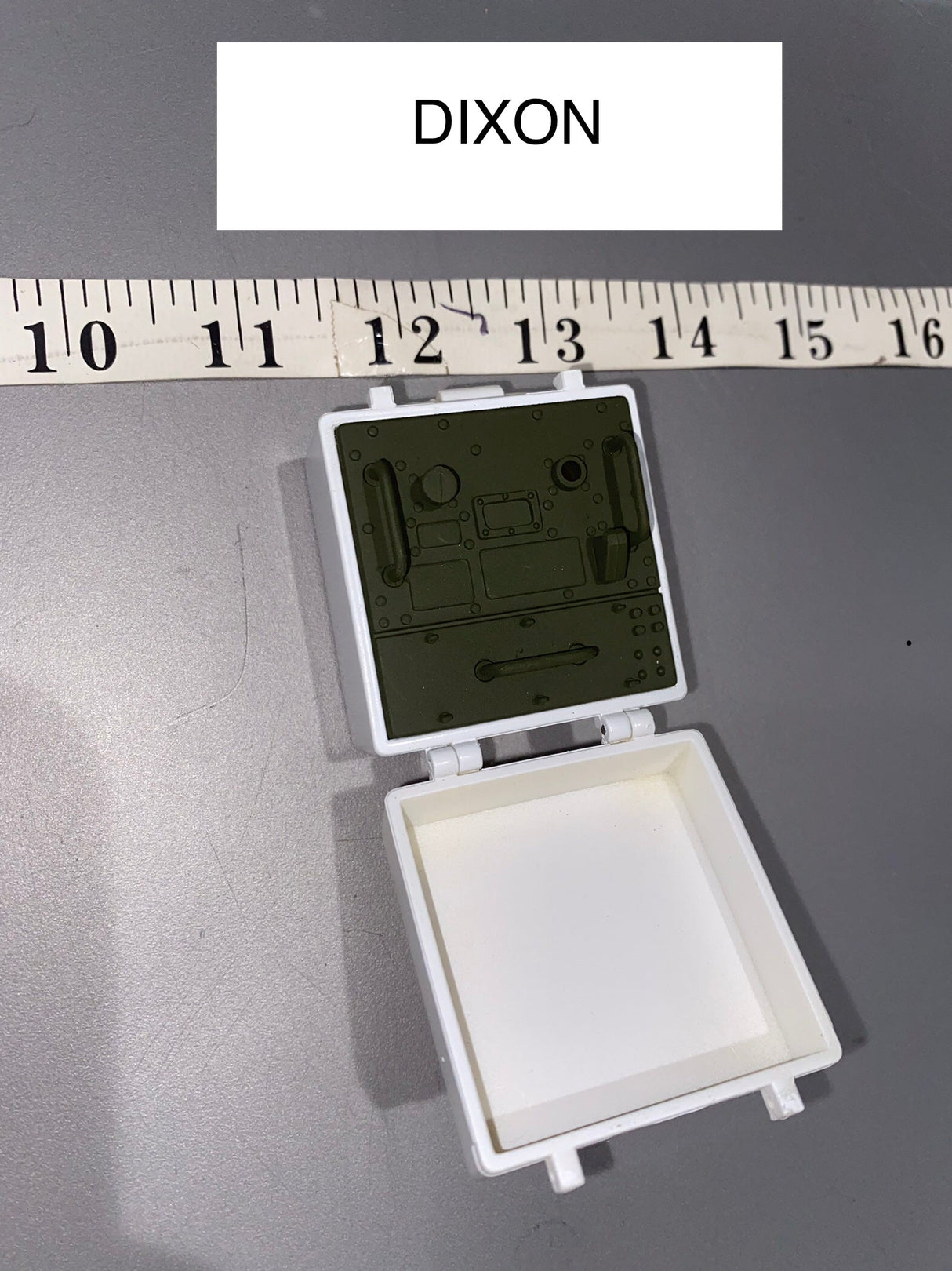 1/6 Scale Modern Era White Electronics Case