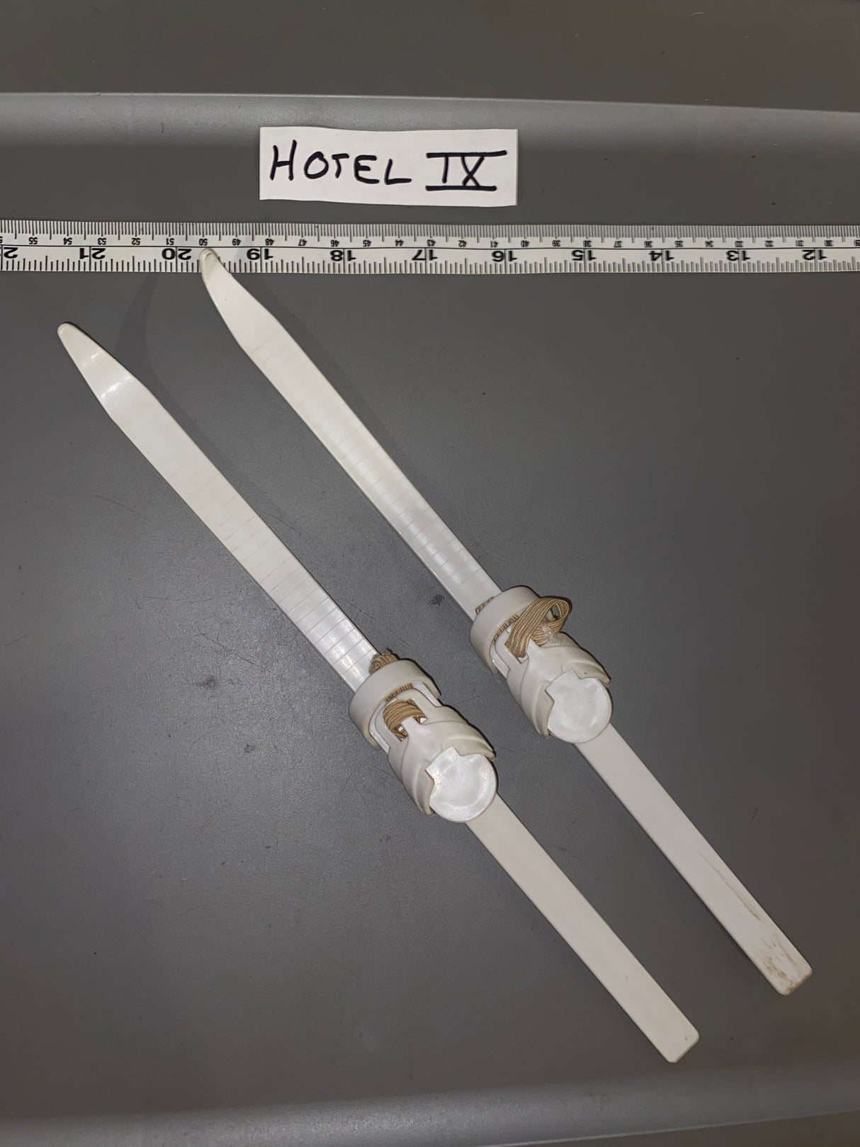 1/6 Scale Modern Era Ski Set