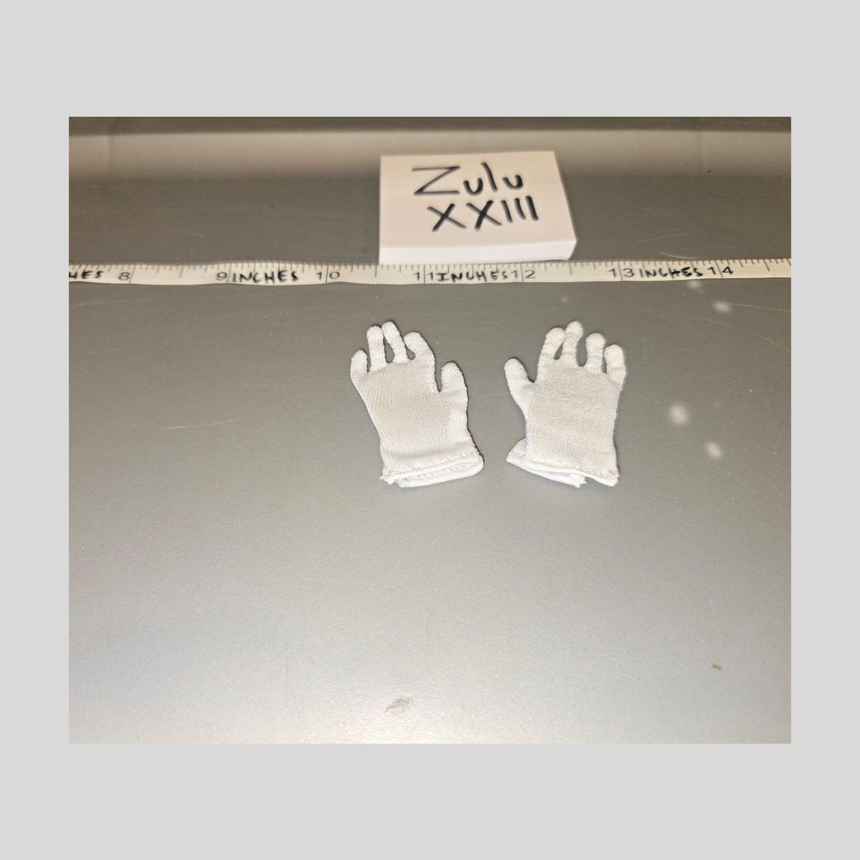 1/6 Scale White Dress Gloves Pair - DID