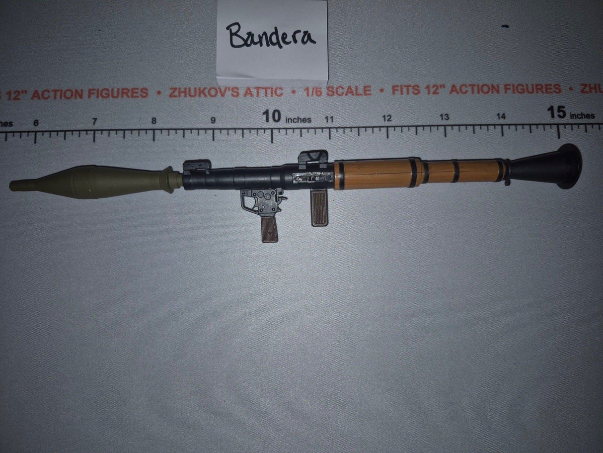 1/6 Scale Modern Era Russian RPG-7 Antitank Rocket Launcher with Warhead