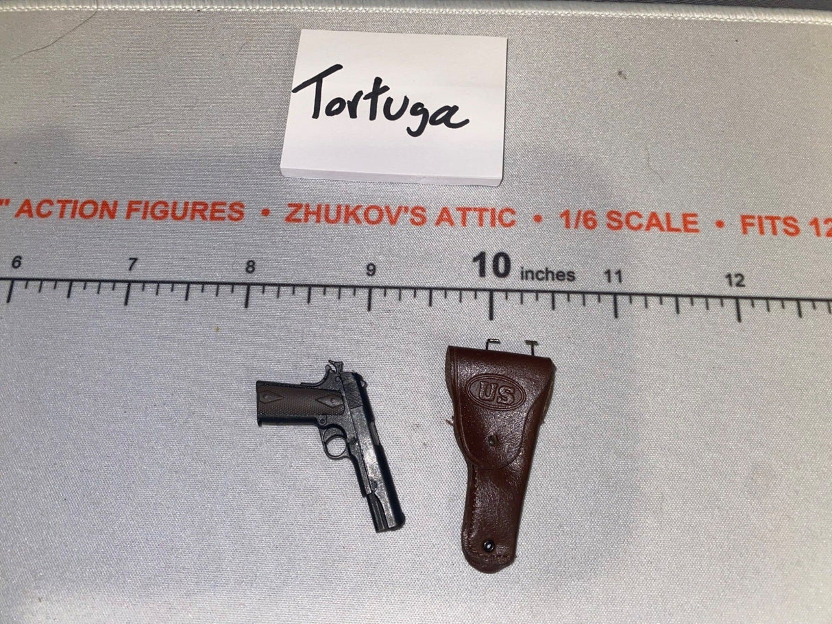 1/6 Scale WWII US M1911 Pistol and Holster Set