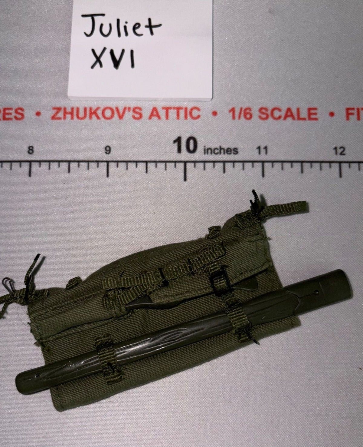 1/6 Scale Modern Era British Entrenching Tool Carrier