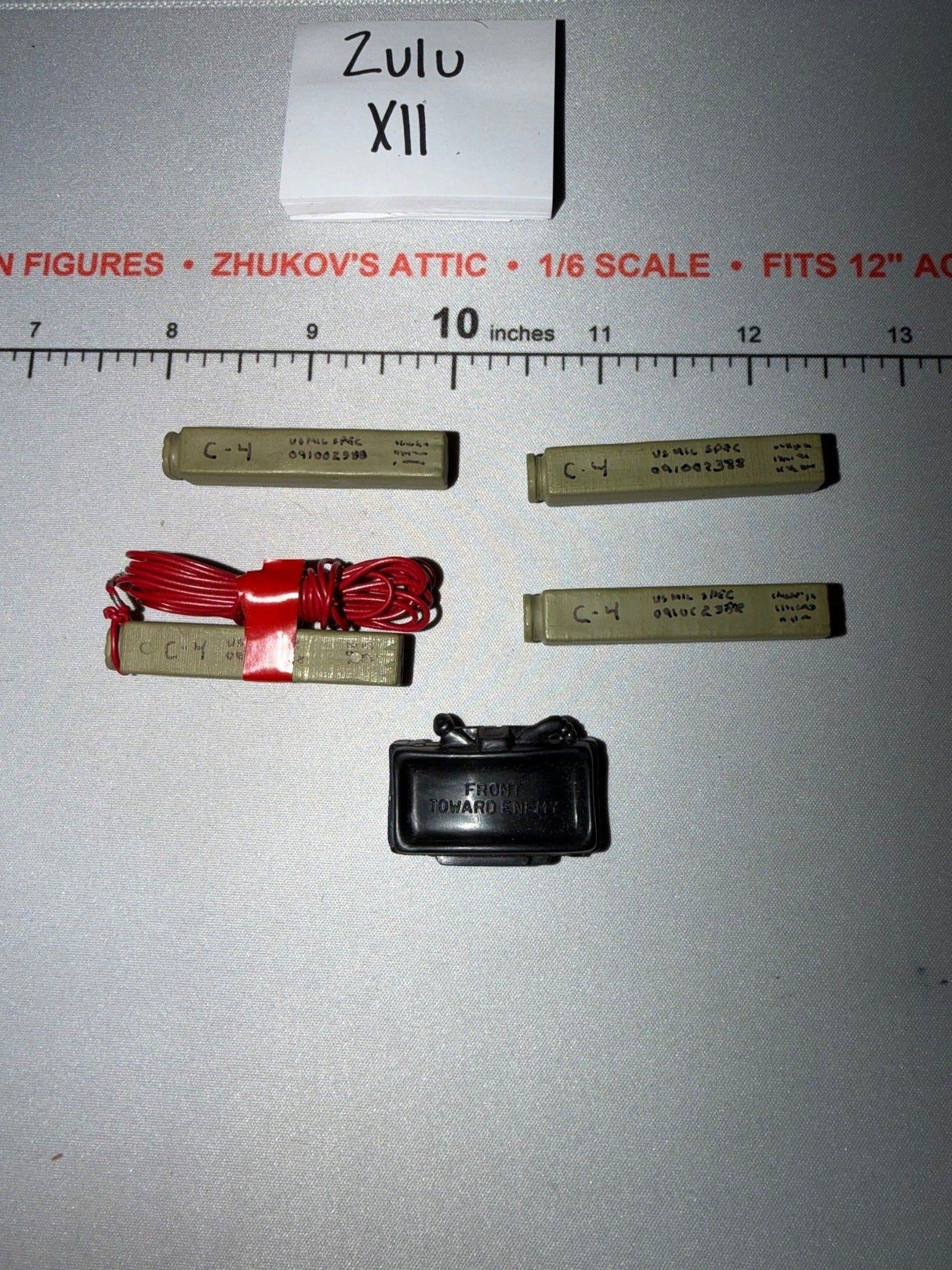 1/6 Scale Vietnam Era US Military C-4 Explosives and Claymore Mine Set