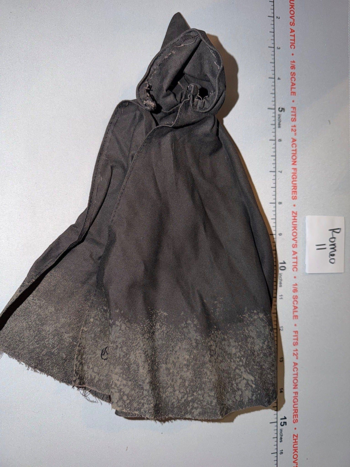 1/6 Scale Sideshow Medieval Fantasy Hooded Cloak - Distressed - Lord of the Rings