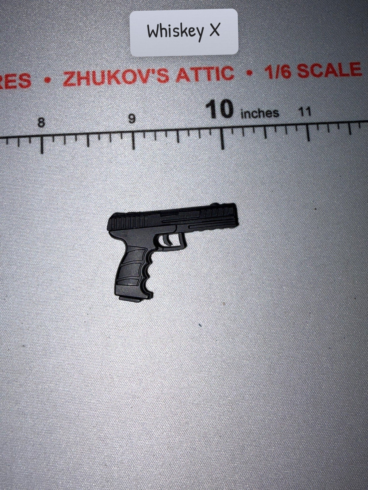 1/6 Scale Modern Era Semi-Automatic Pistol