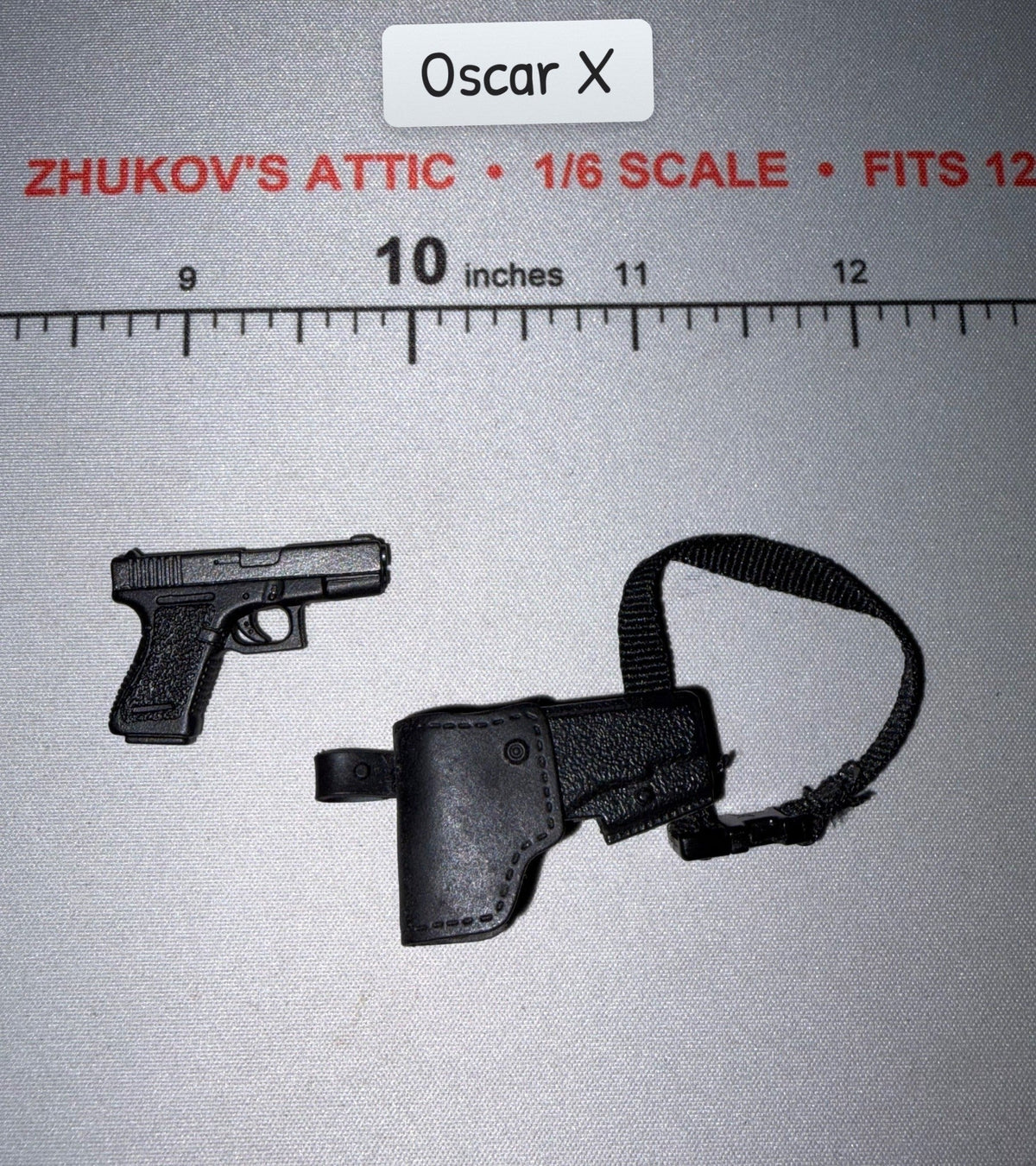 1/6 Scale Modern Era Pistol and Holster - Dragon
