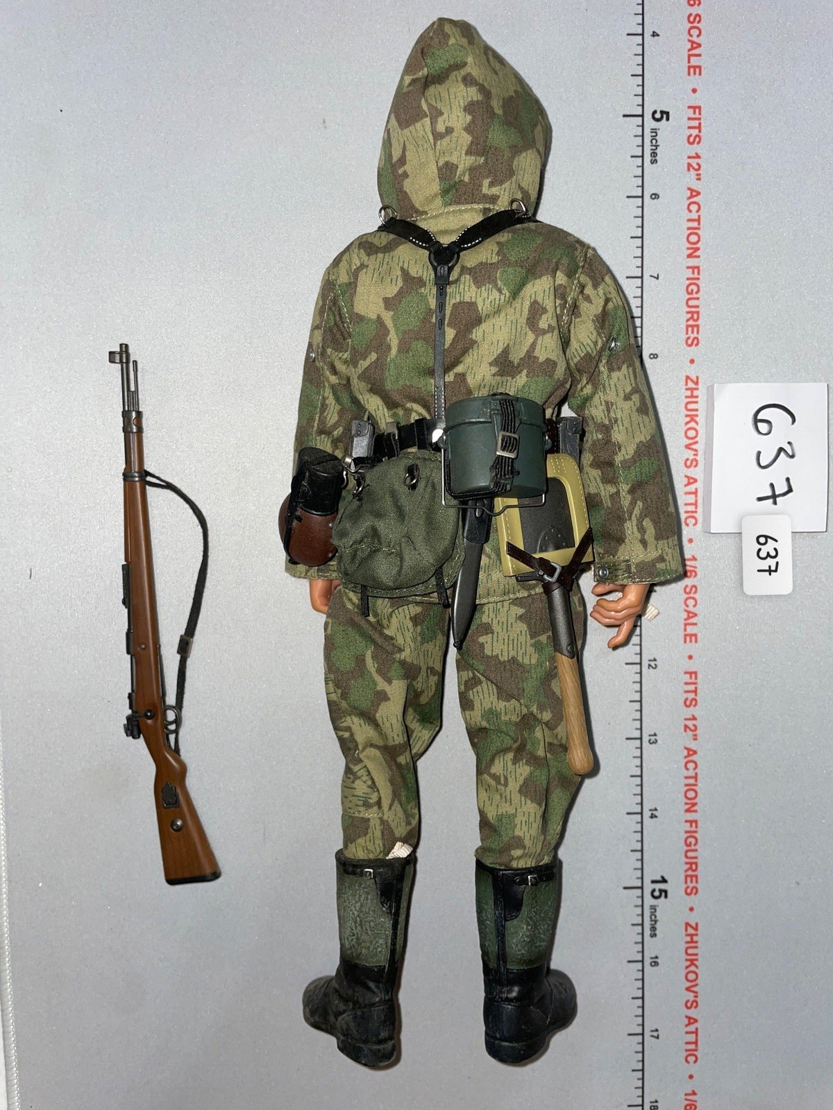 1/6 Scale Dragon WWII German Splinter Camouflage Winter Infantry Dressed Figure - Heer