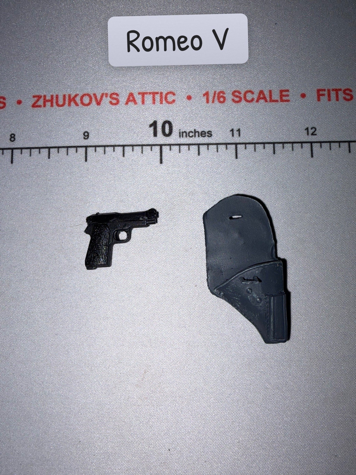 1/6 Scale WWII Italian Baretta Pistol and Holster Set