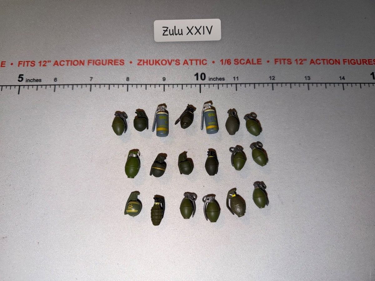 1/6 Scale Vietnam Era US Hand Grenade Set