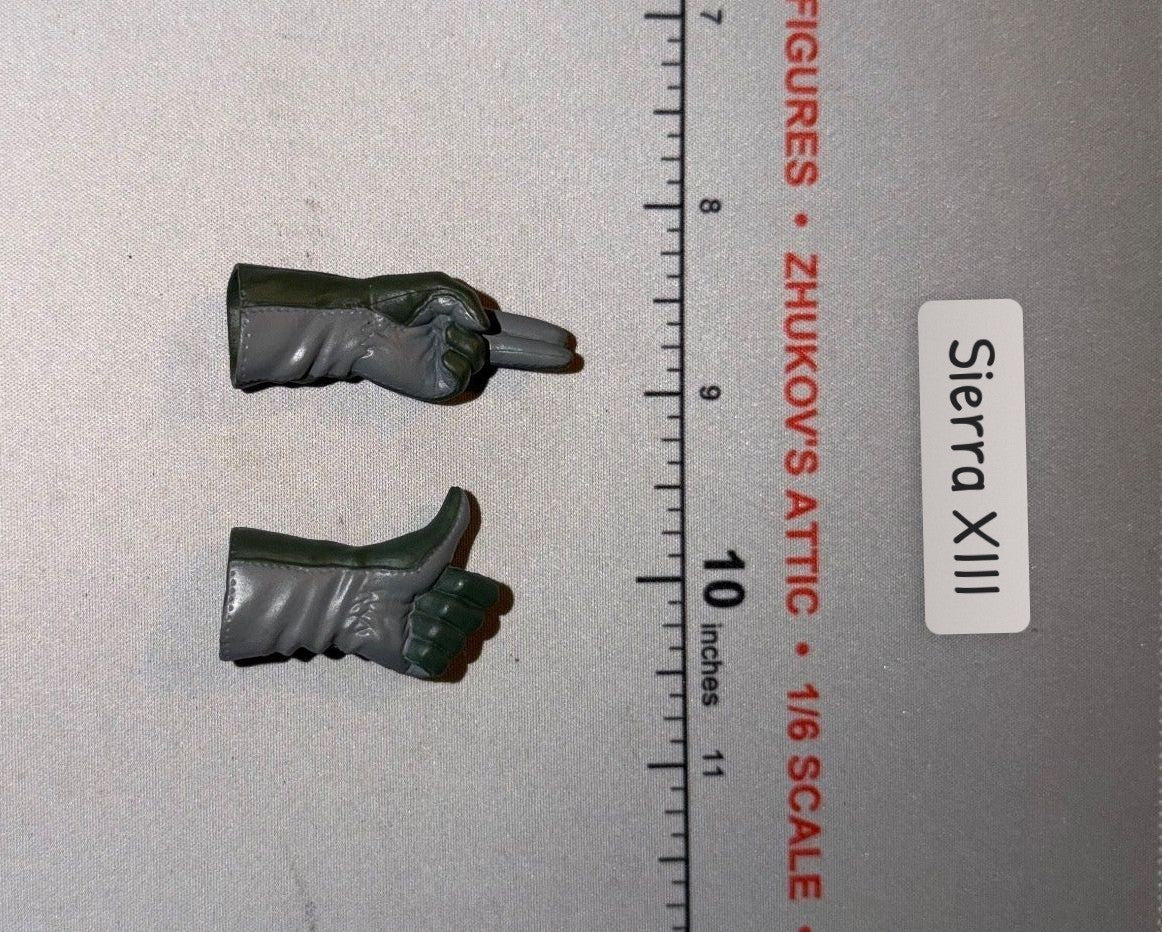 1/6 Scale Modern Era Pilot Olive Drab Tactical Gloved Signal Hands