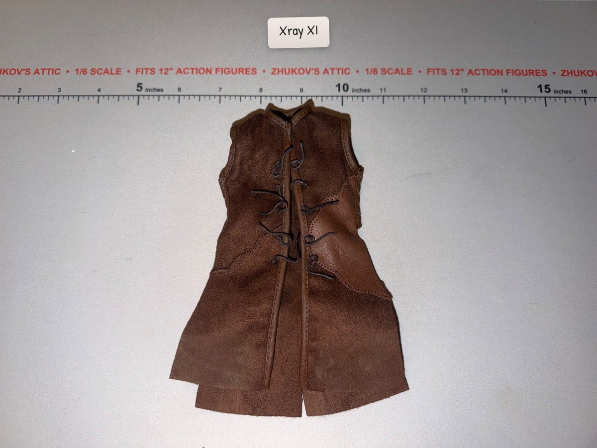 1/6 Scale Medieval Fantasy Tunic Vest with Lace Front - Sideshow - Lord of the Rings