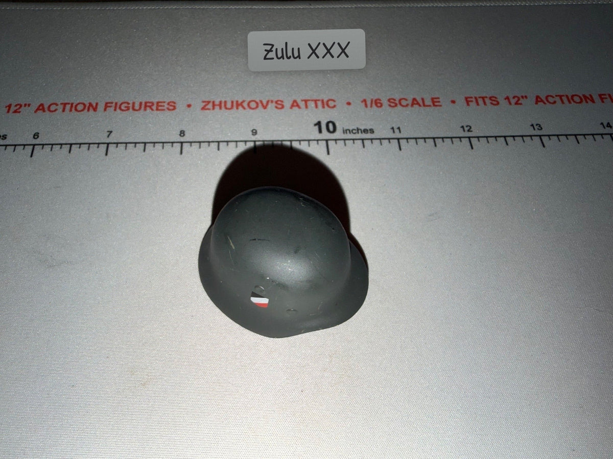 1/6 Scale WWII German Helmet with Shield Decal - Dragon