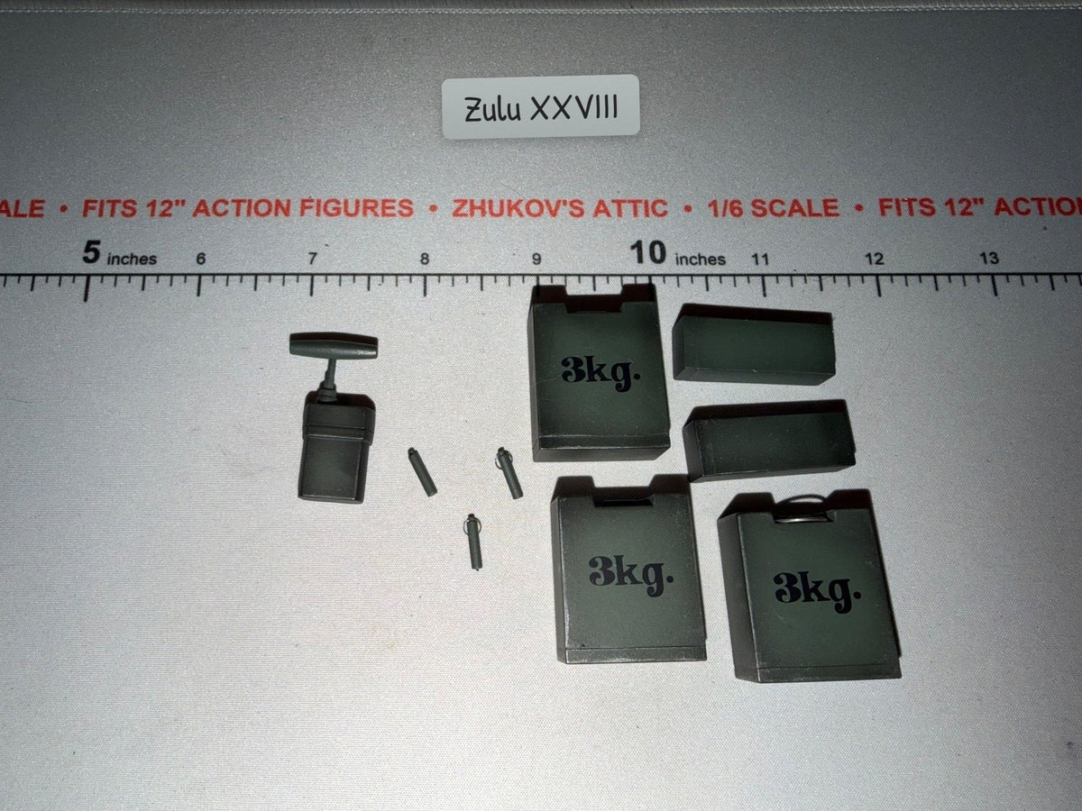 1/6 Scale WWII German Demolition Charge Block Set