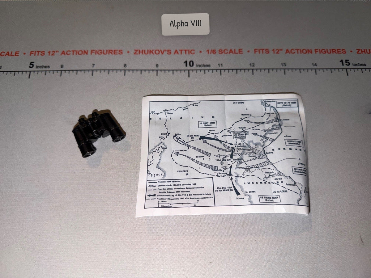 1/6 Scale WWII German Binoculars and Battle Map Set