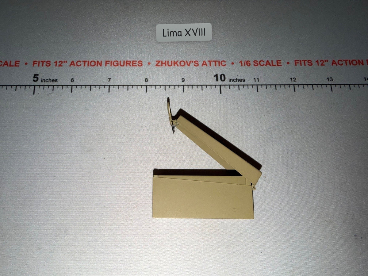 1/6 Scale WWII German Tan Machine Gun Ammunition Box - Dragon