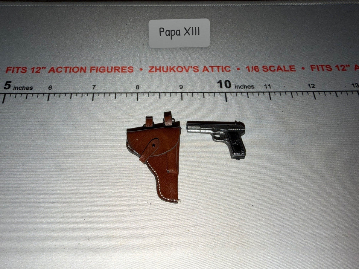 1/6 Scale WWII Russian Army TT-33 Pistol and Holster Set - Dragon