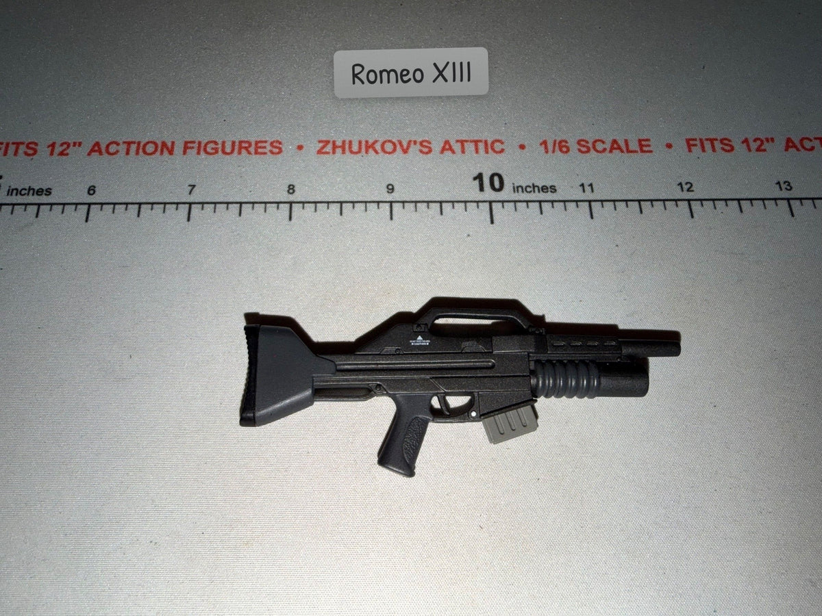1/6 Scale Science Fiction Blaster Rifle