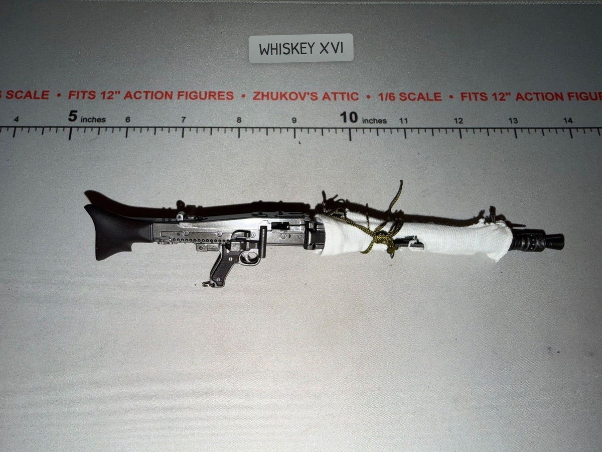 1/6 Scale WWII German Machine Gun with Barrel Wrap