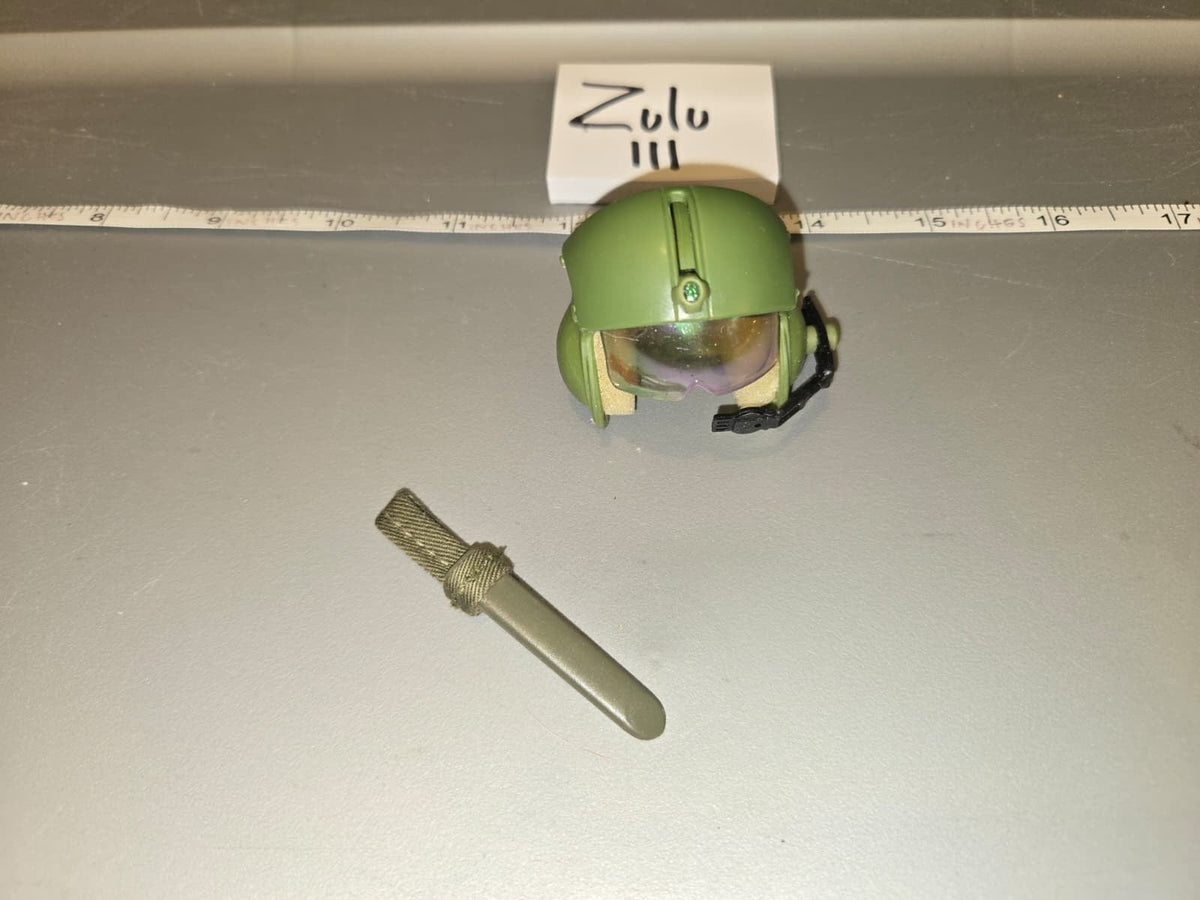1/6 Scale Modern Era Pilot Flight Helmet with Oxygen Mask