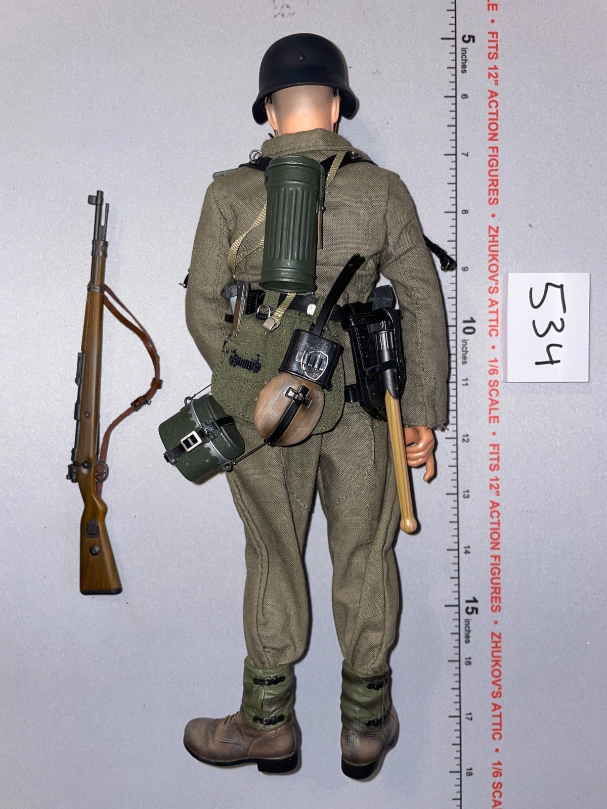 1/6 Scale WWII German Infantry Dressed Figure with Rifle - Dragon