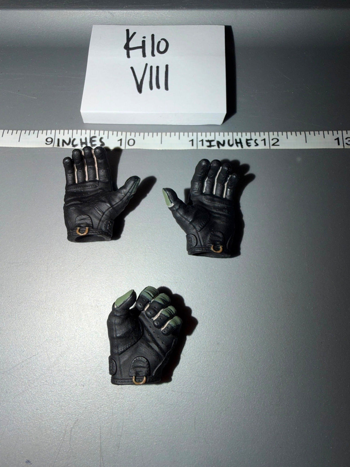 1/6 Scale Modern Era Tactical Gloves Set
