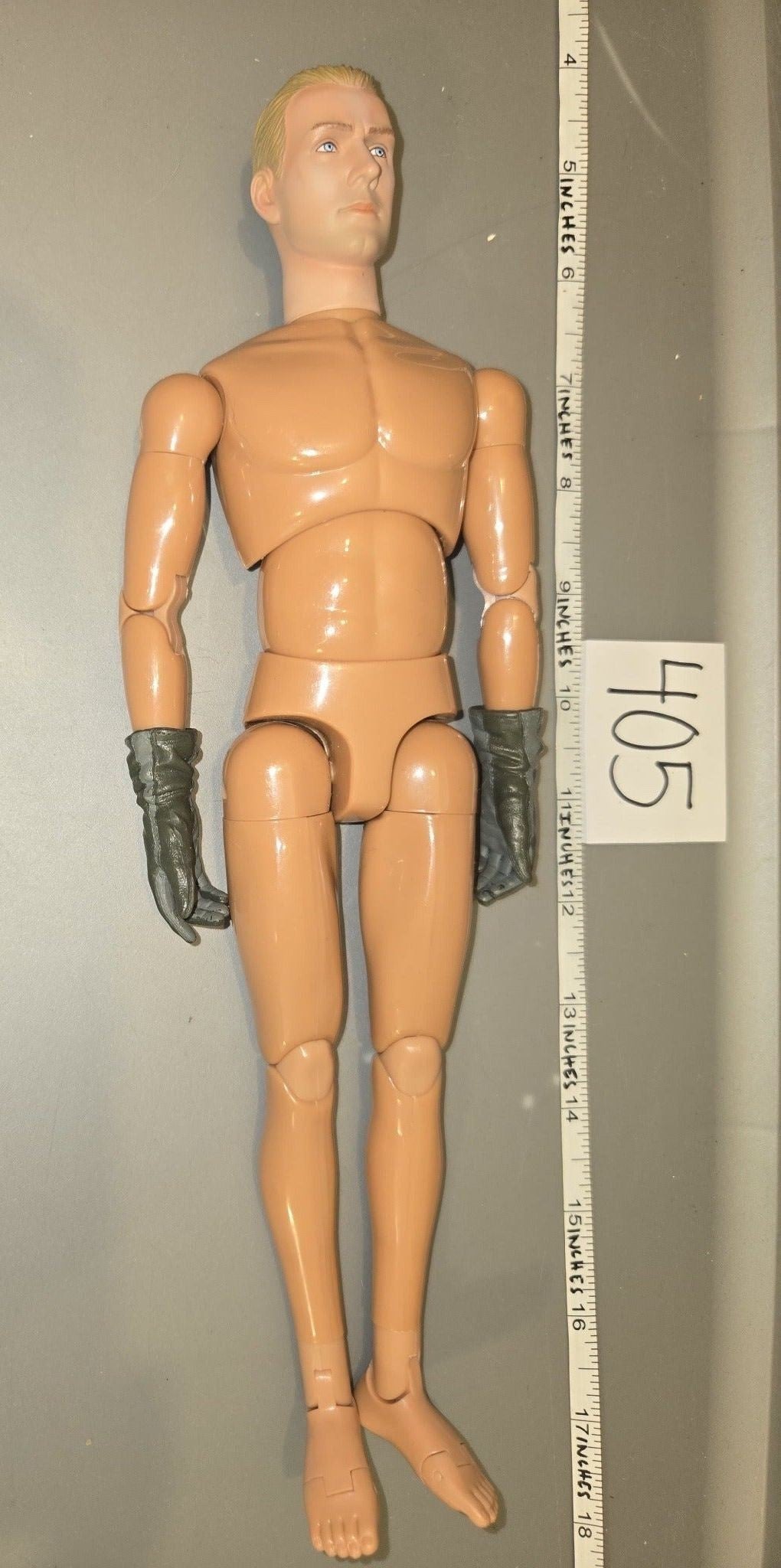 1/6 Scale Nude Male Action Figure Body with Gloved Hands - Dragon