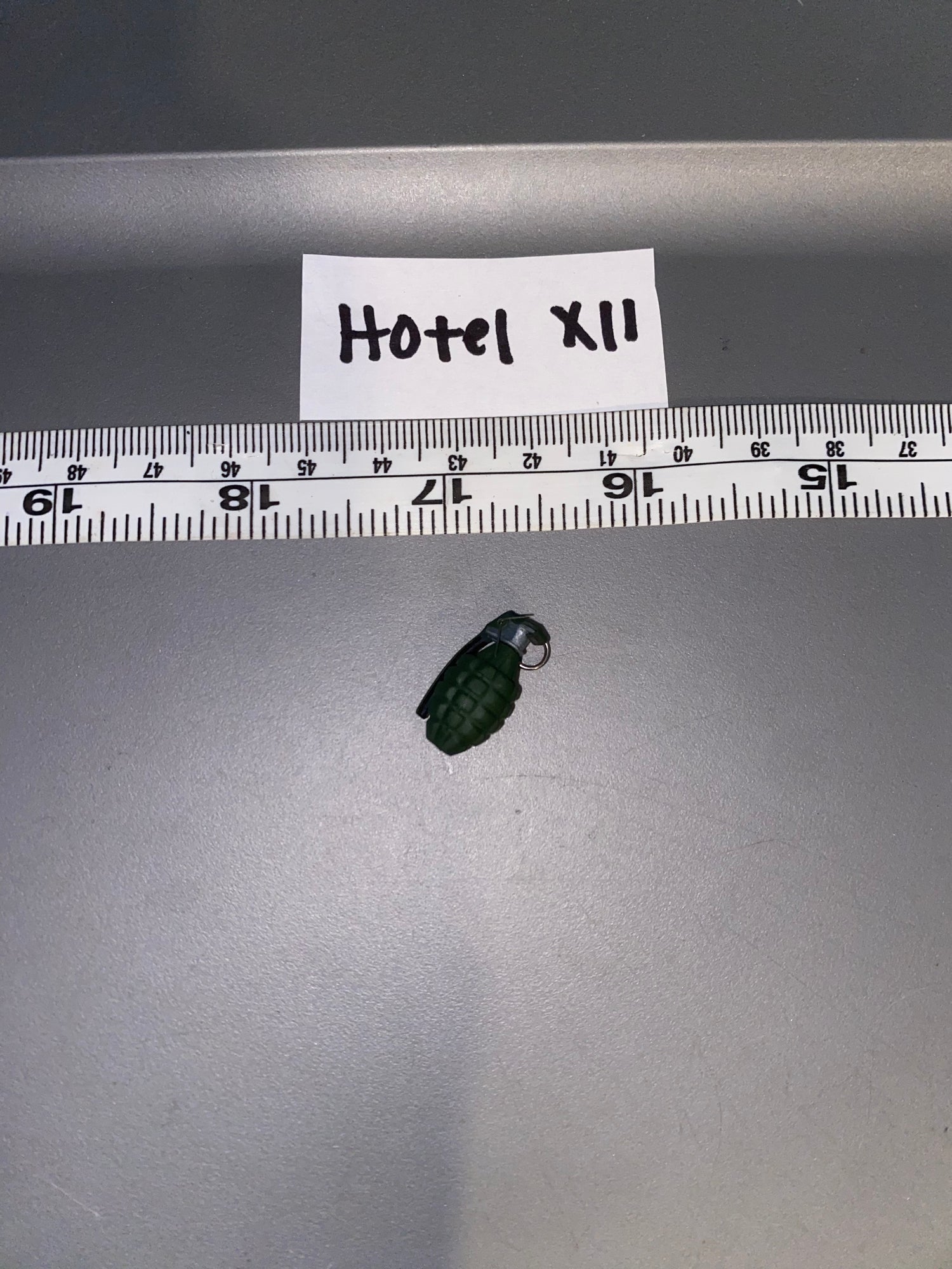 1:6 WWII US Metal Grenade 101128