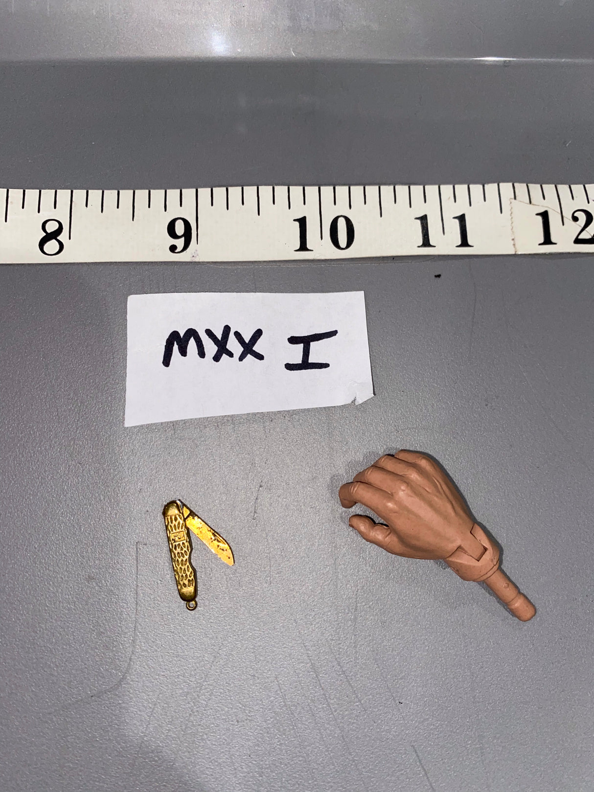 1:6 Scale Folding Pocket Knife - Tool Diorama Item 112494