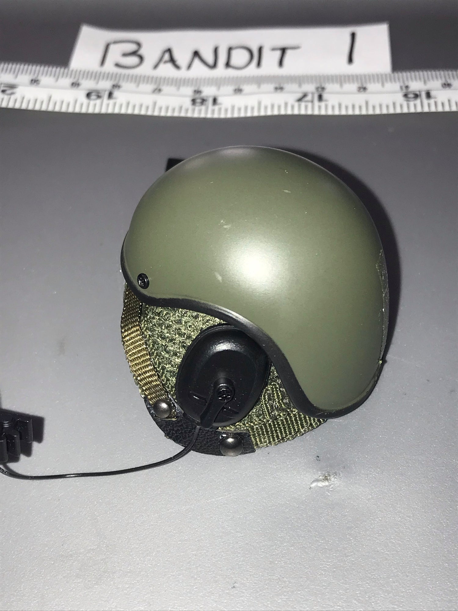 1/6 Scale Modern Tanker Armored Crewman Helmet  -  Bandit Joe 111573