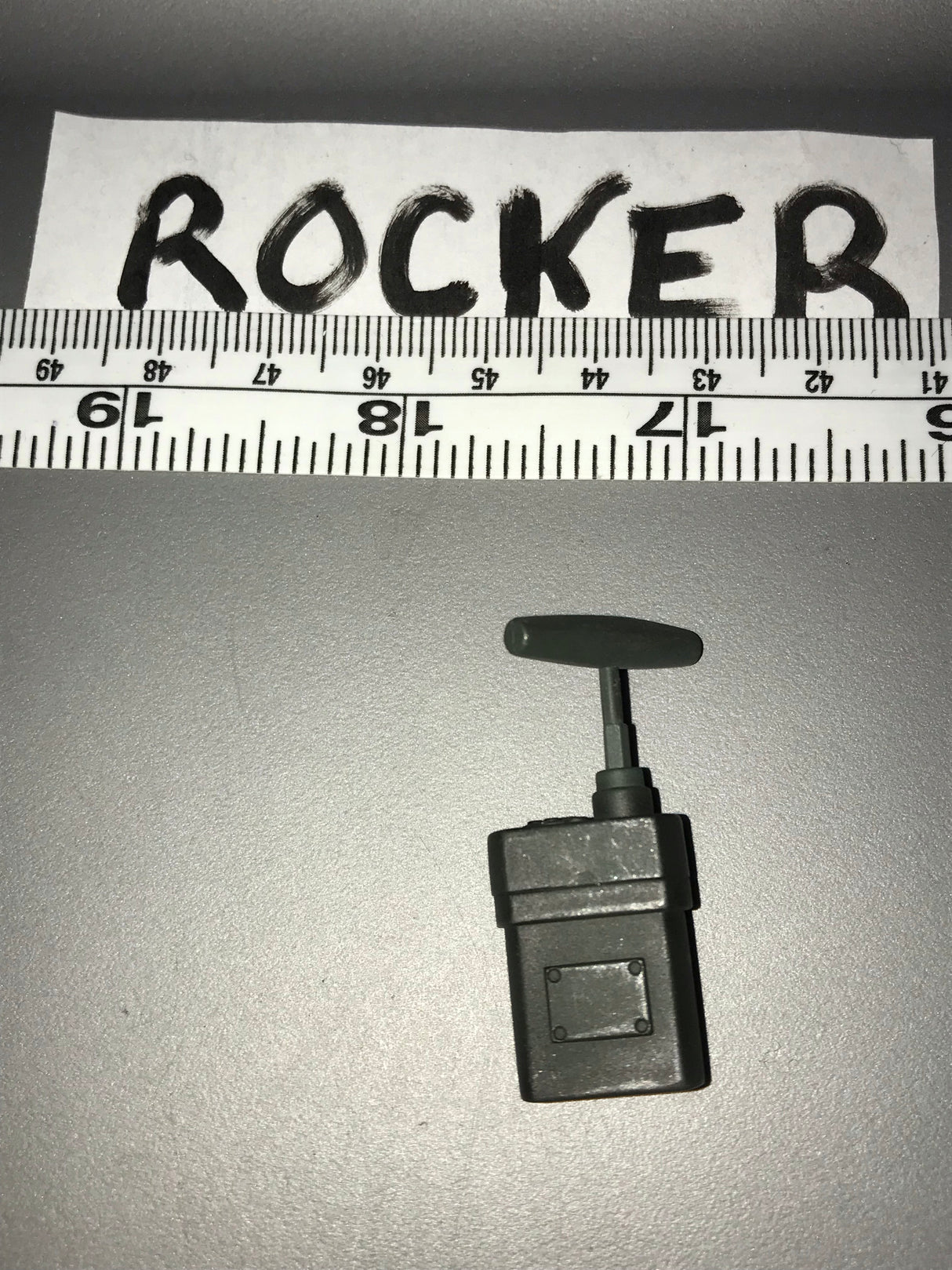 1:6 scale WWII German Detonator 110901