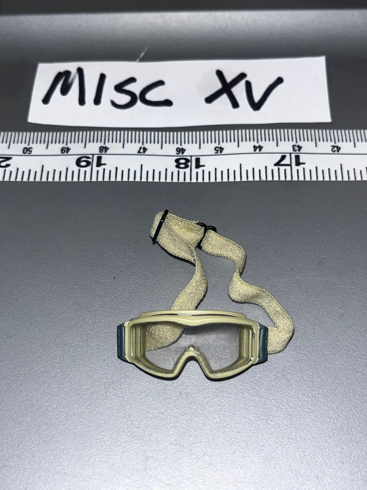 1/6 Scale Modern Era Dust Goggles - DAM Red Wings 105746