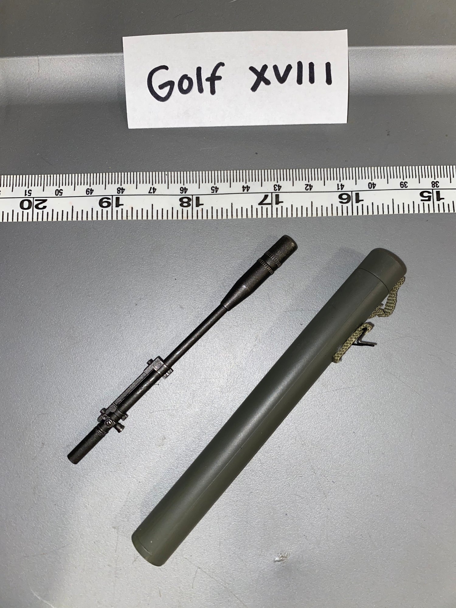 1:6 Scale WWII US Springfield Sniper Scope and Case 104168