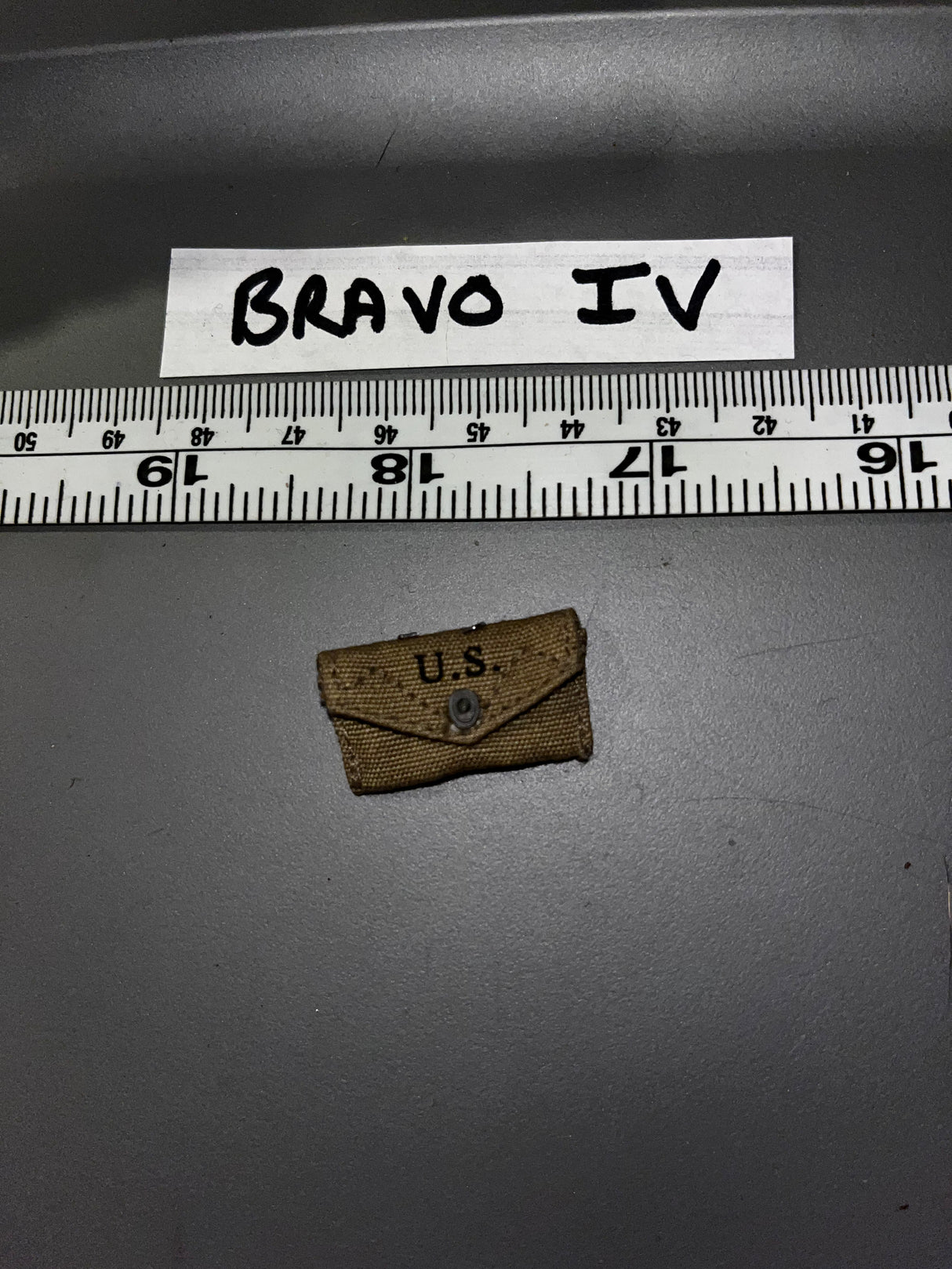 1/6 Scale WWII US First Aid Kit 108303