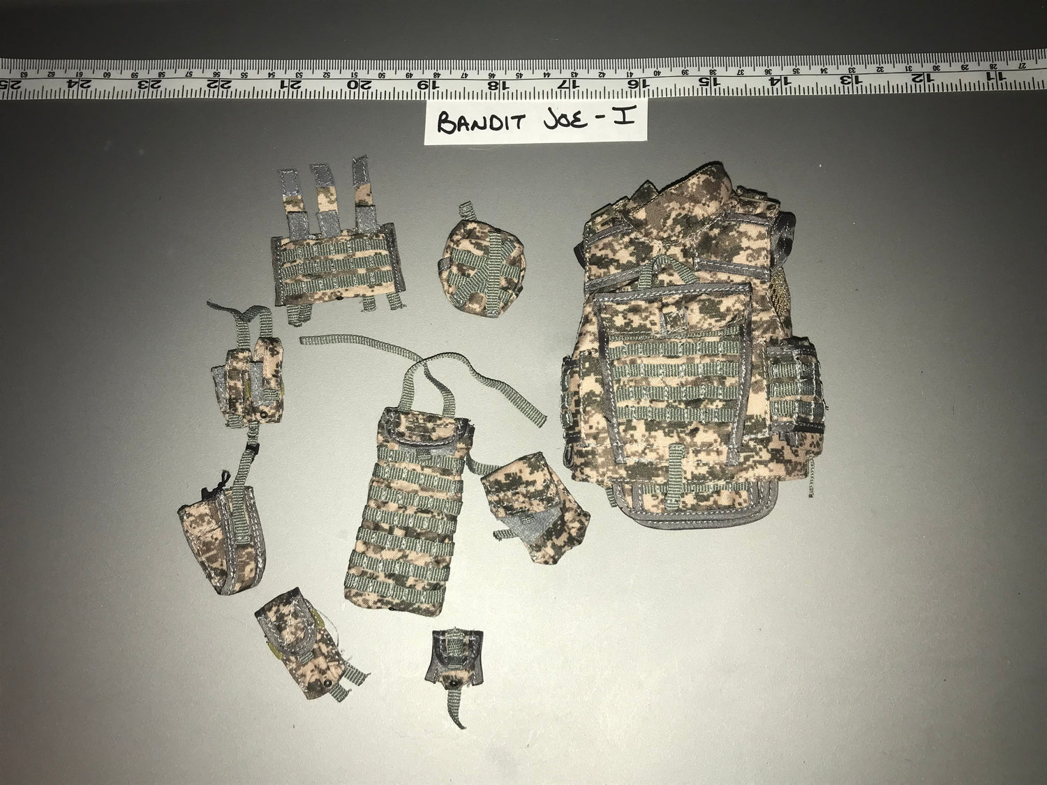 1/6 Scale Modern ACU IOTV Ukraine Body Armor Vest - Bandit Joe 112114