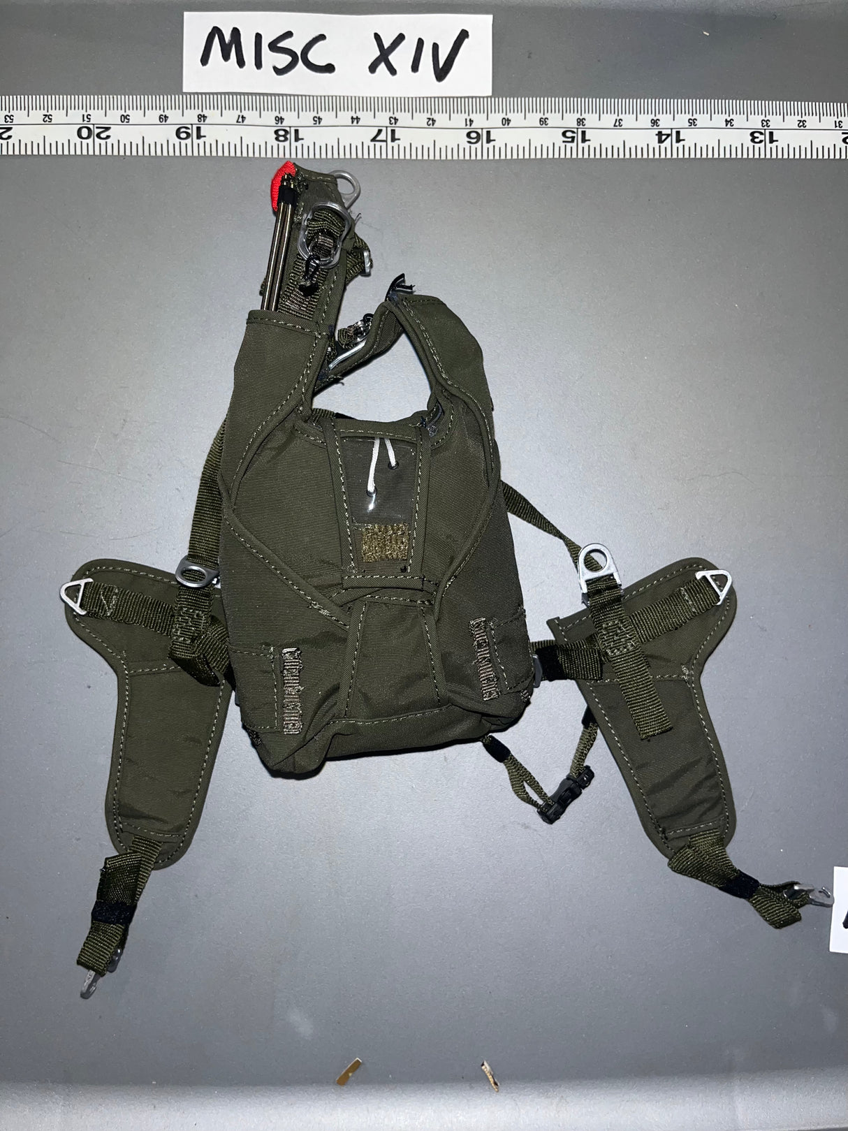 1/6 Scale Modern Era Parachute - Minitimes 105686