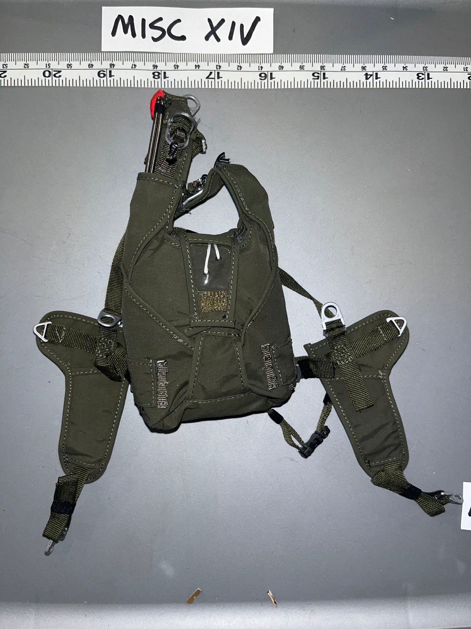 1/6 Scale Modern Era Parachute - Minitimes 105686