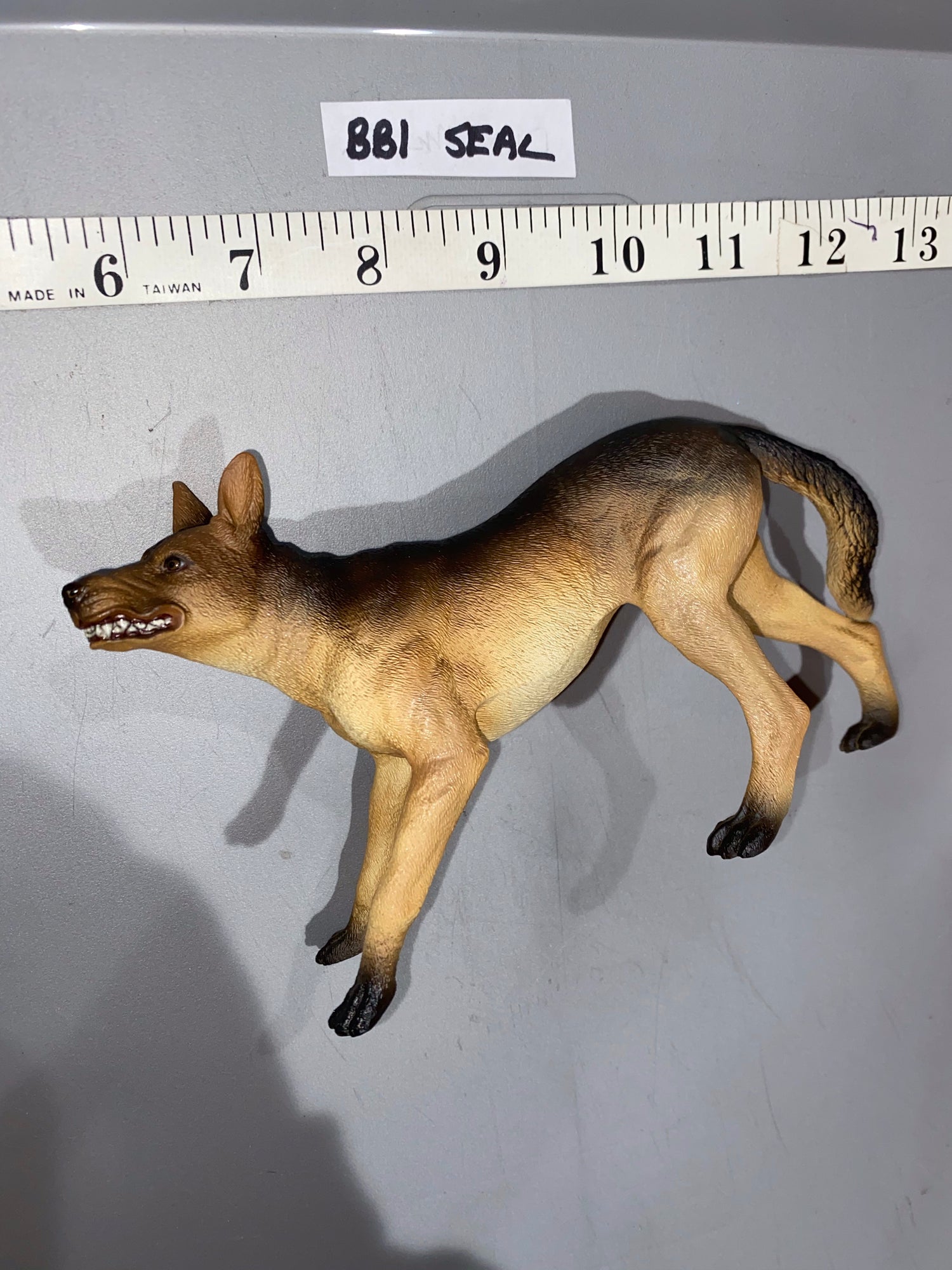 1:6 Modern Era Military Dog - 112511