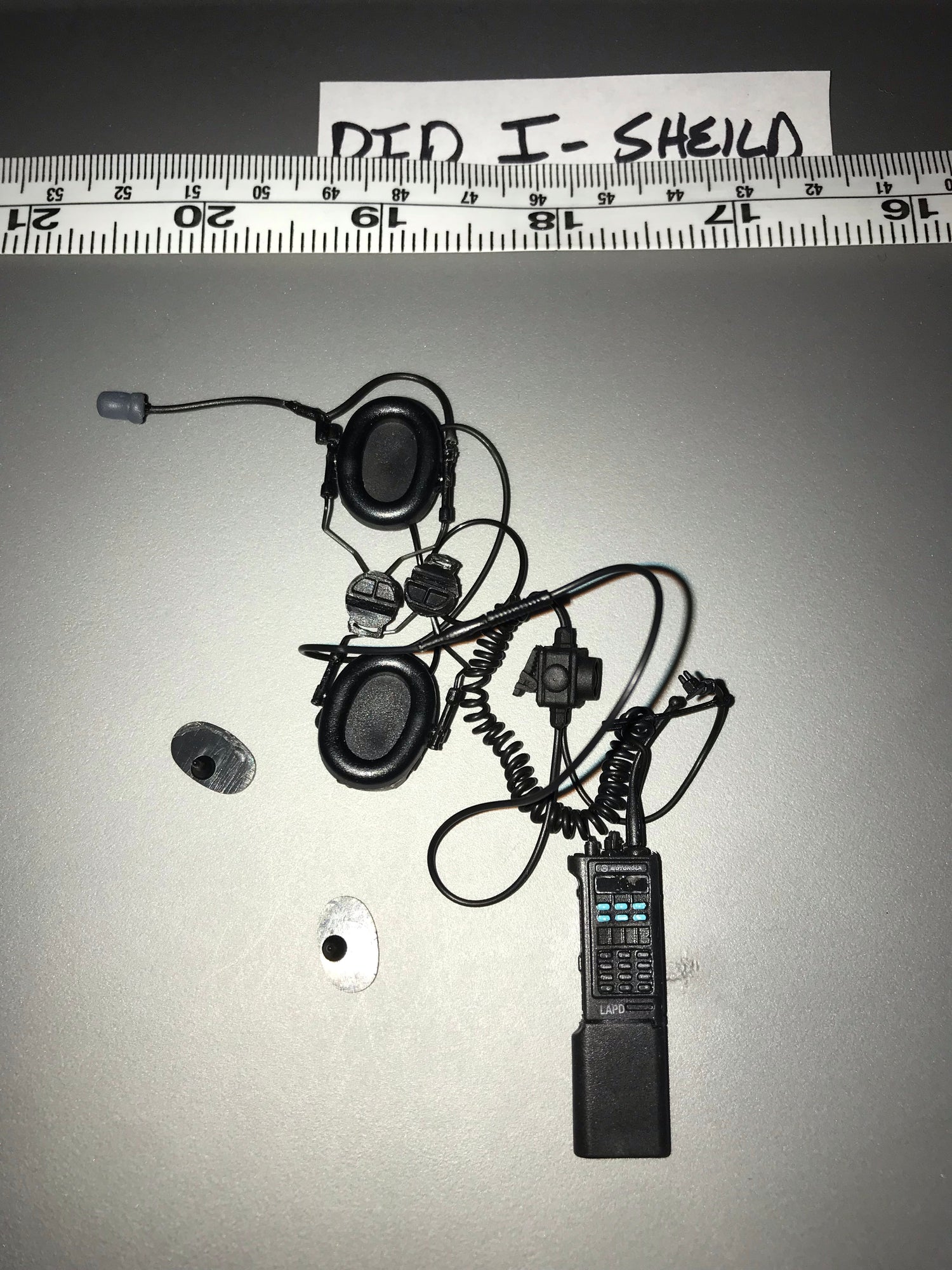 1/6 Scale Modern Era Police Radio 112549