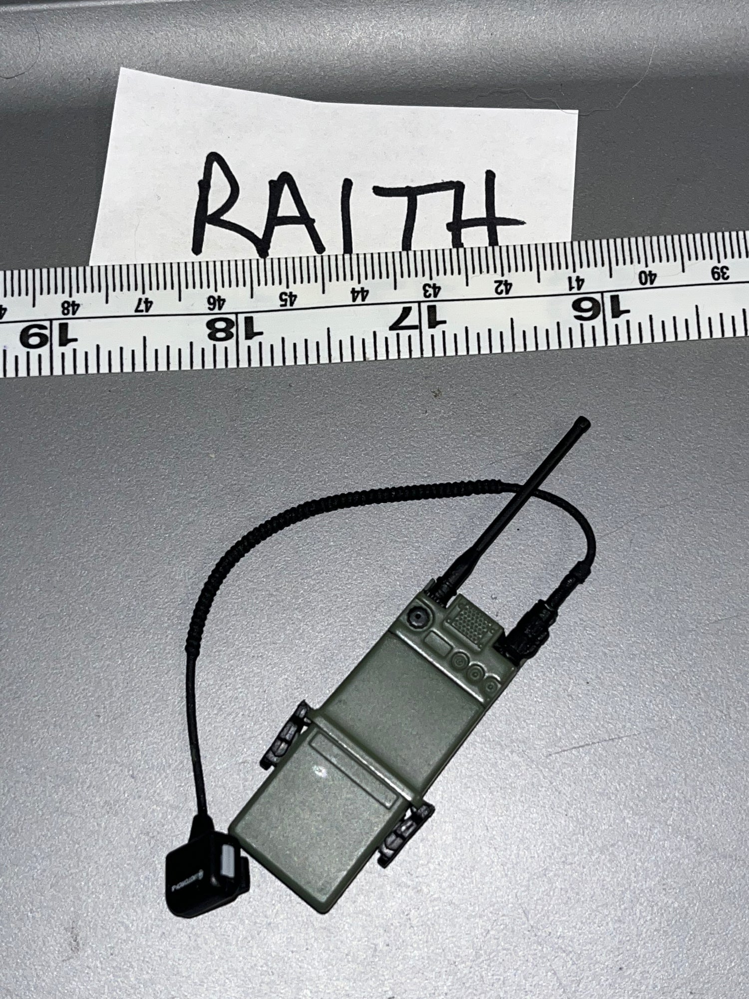 1/6 Modern Era Radio 109602