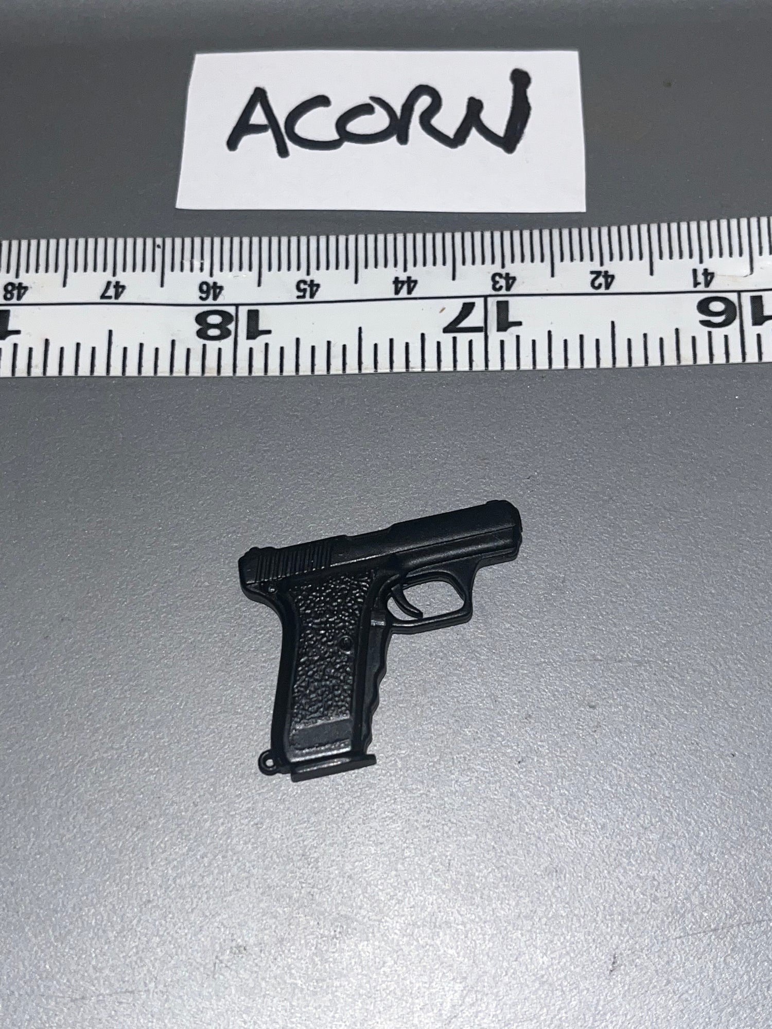 1/6 Modern Era Pistol 100233D