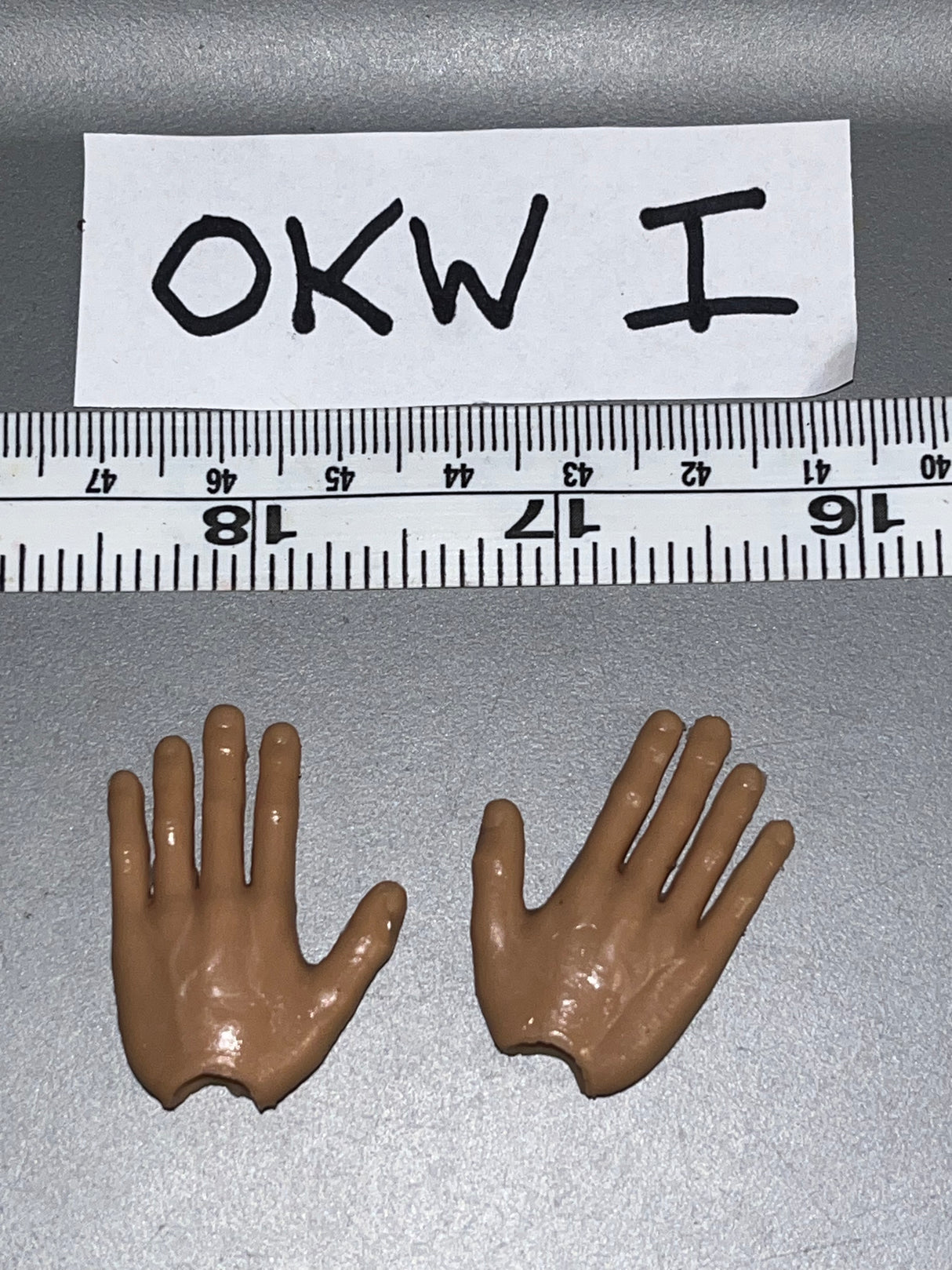 1/6 Scale WWII Japanese Hand Set 104980