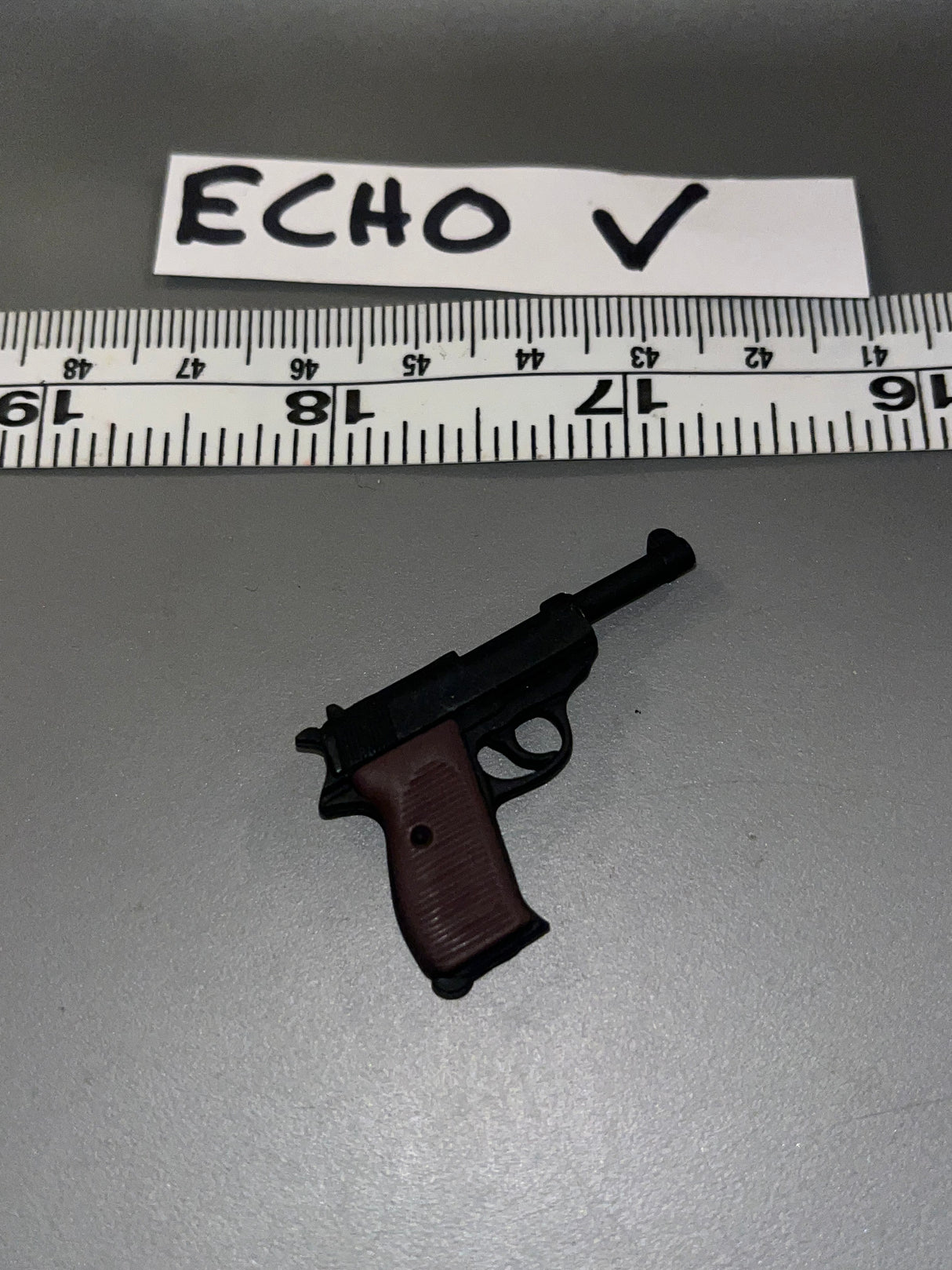 1/6 Scale WWII German Pistol 106276