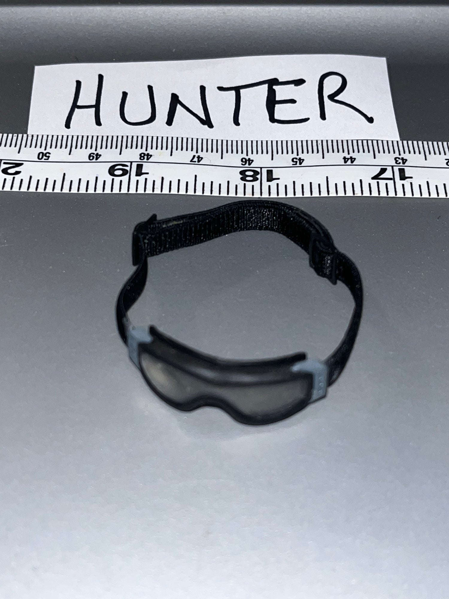 1:6 Modern Dust Goggles 106052