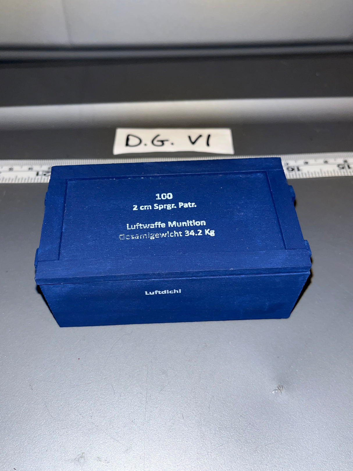 1/6 Scale WWII German 2 cm Flak Ammunition Crate 103873