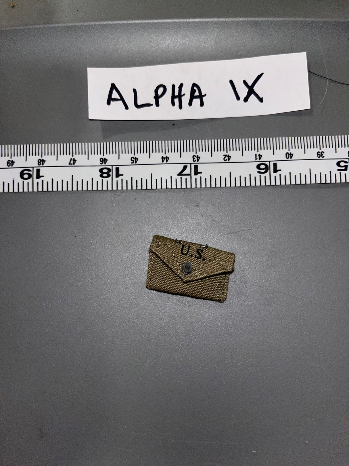 1/6 Scale WWII US First Aid Kit 109114