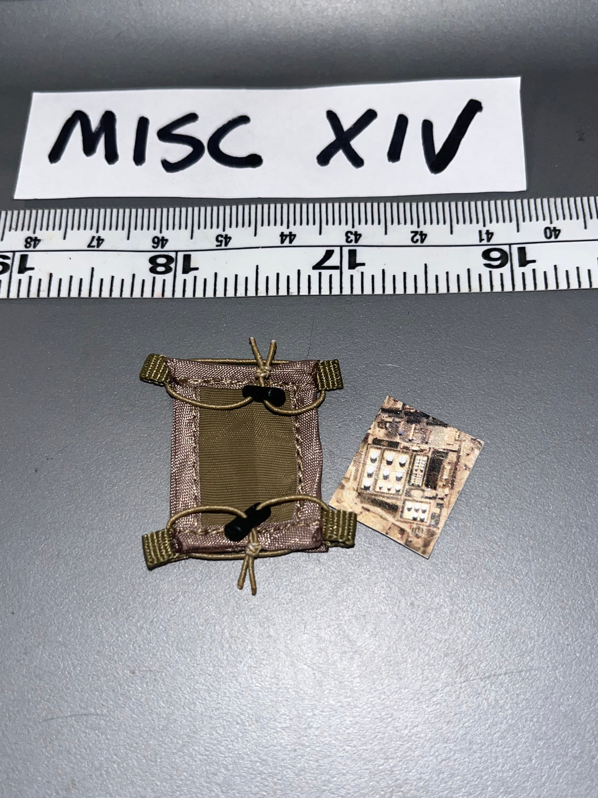 1/6 Scale Modern Era Pouch - Minitimes 105704