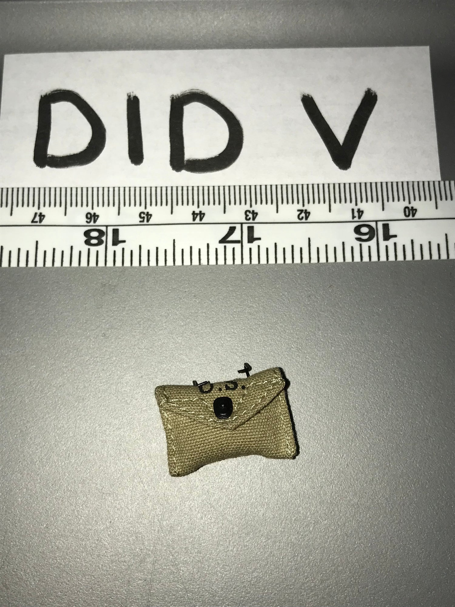 1/6 Scale WWII US First Aid Pouch 111028